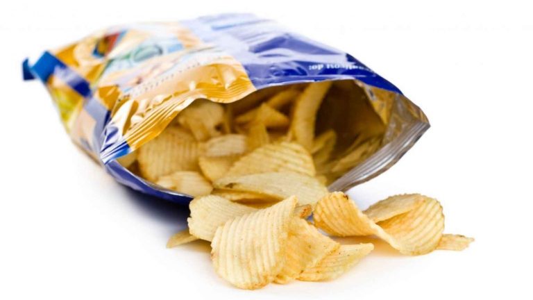 Cómo cerrar una bolsa de patatas sin pinza