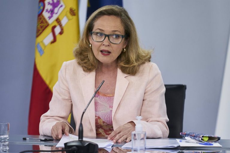 Calviño prevé acelerar las inversiones en la segunda parte del año