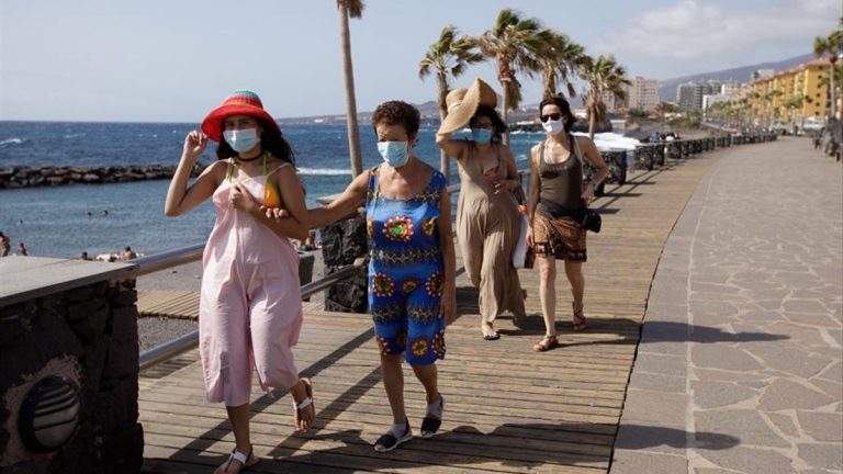 Canarias prorroga la cobertura de viaje para los turistas afectados por la Covid