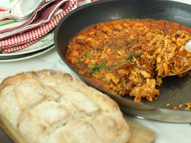 El truco de Martín Berasategui para hacer una paella ‘Michelin’ en casa