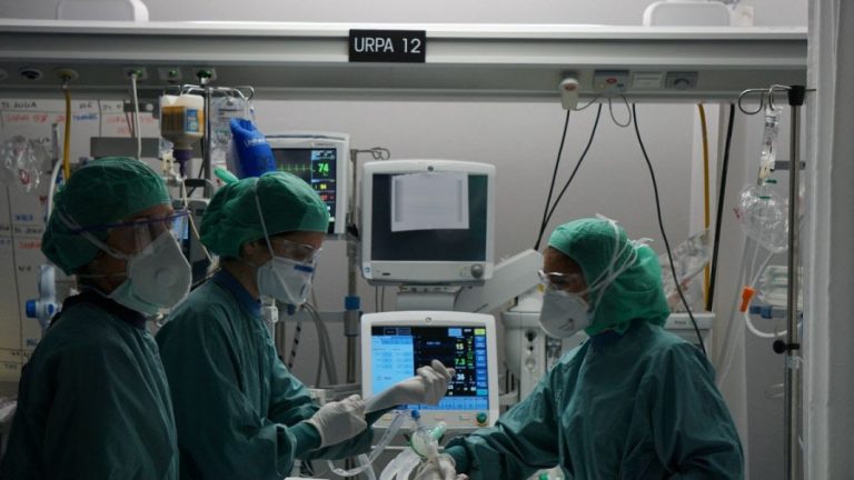 Castilla y León suma 601 positivos, con siete fallecidos en hospitales