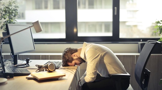 Consejos para prepararte para la vuelta al trabajo sin caer en depresión