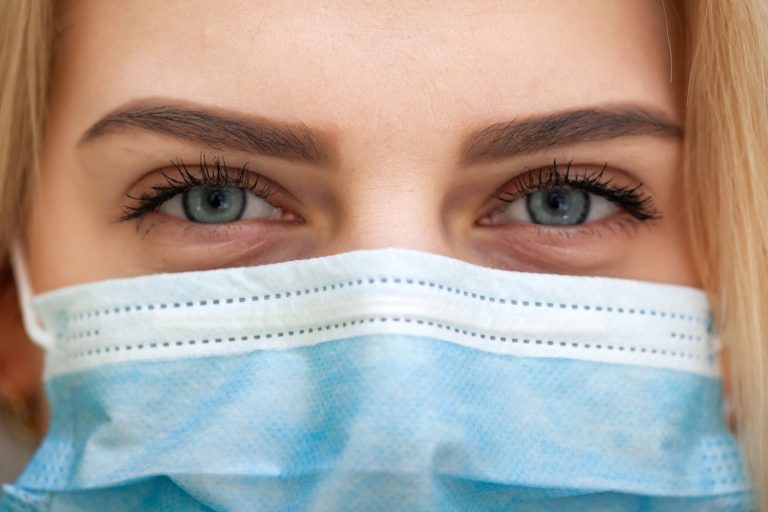 Coronavirus: la señal en tus ojos que indica que lo has padecido