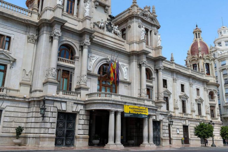 El Ayuntamiento de Valencia crea un comité de ética y buenas prácticas en servicios sociales