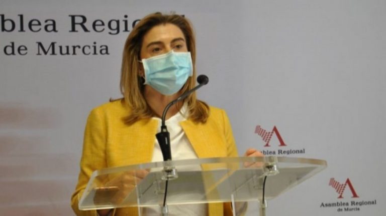 El PSRM denuncia que el Gobierno murciano «deja morir el Mar Menor sin inmutarse»