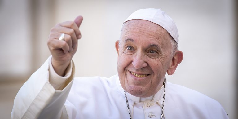 El Papa invita a reflexionar sobre los 10 Mandamientos