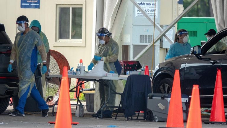 Nueve hospitalizados en Extremadura, que notifica 361 nuevos positivos