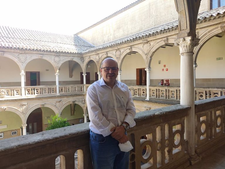 Francisco Herrera: la Inteligencia Artificial «tiene que acabar siendo» una asignatura en el colegio