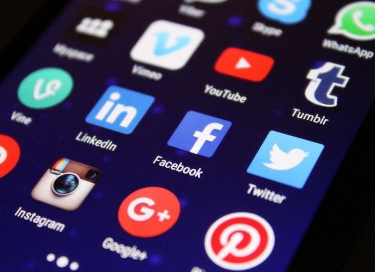 Las redes sociales reúnen al 57% de la población mundial
