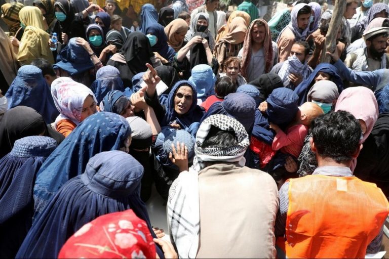 Los Veintisiete debaten la respuesta de la UE a la llegada de refugiados desde Afganistán
