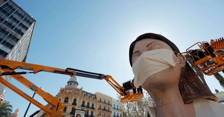 Mascarilla obligatoria, Ofrenda cerrada y ‘Cremà’ avanzada, medidas para las Fallas
