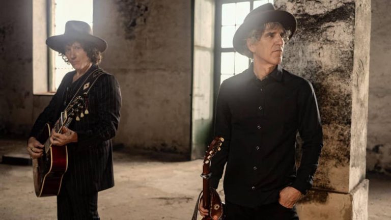 Mikel Erentxun y Bunbury juntos en ‘Veneno’