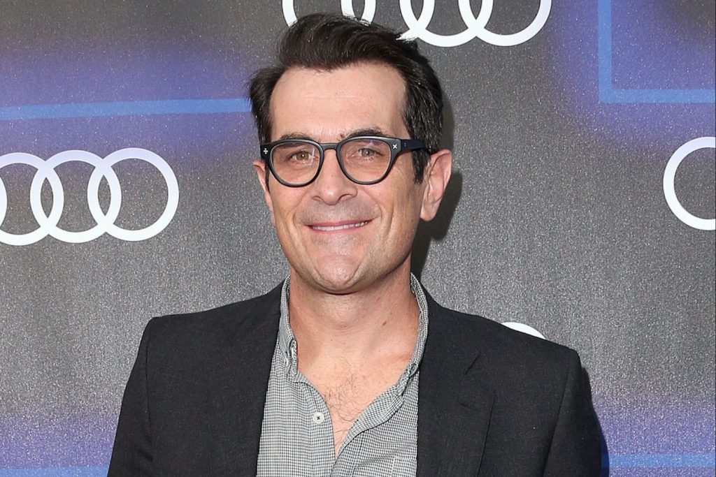 Phil Dunphy – Ty Burrel