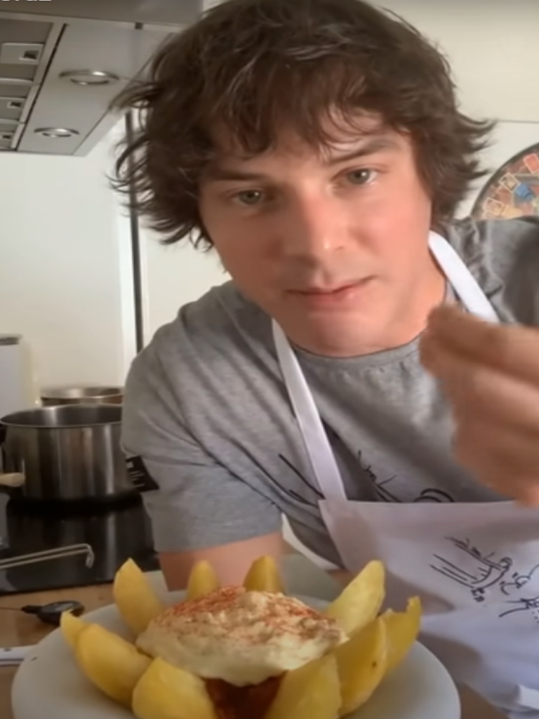 Patatas Bravas: La Receta Que Te Sirven En El Ten'S De Jordi Cruz Ahora En Tu Casa  