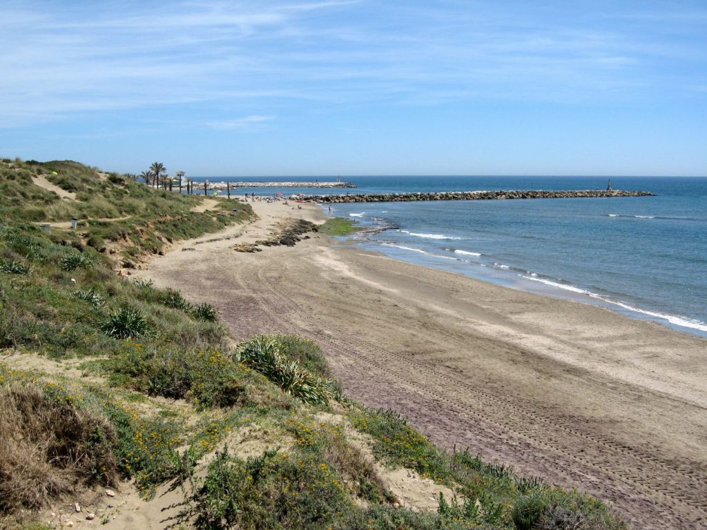 Playa De Artola-Cabopino