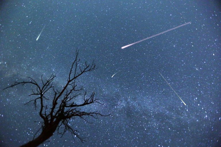 Qué es la lluvia de estrellas
