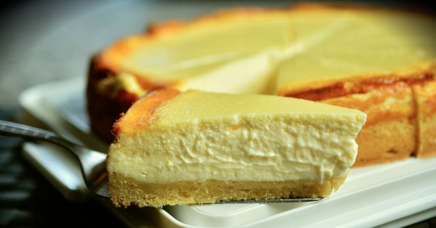 Tarta de queso: los errores que lo arruinan según Chicote, Dani García y Arguiñano