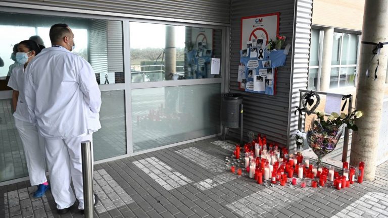 Un estudio estima un exceso de mortalidad del 8% en España