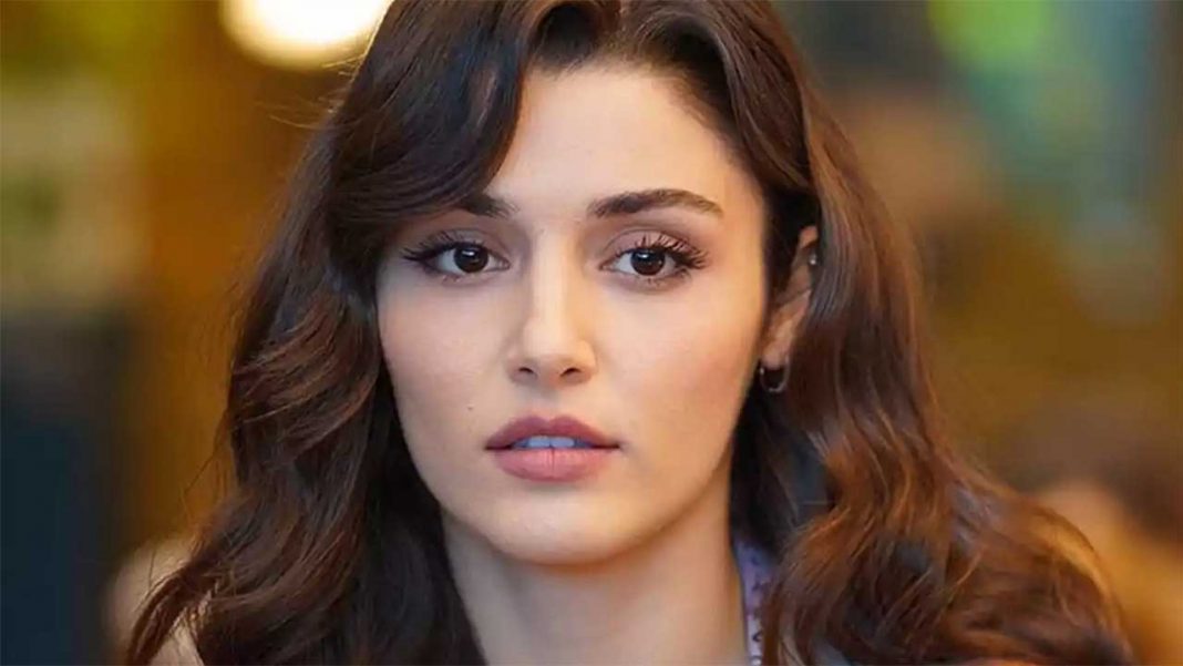 Una foto de Hande Erçel