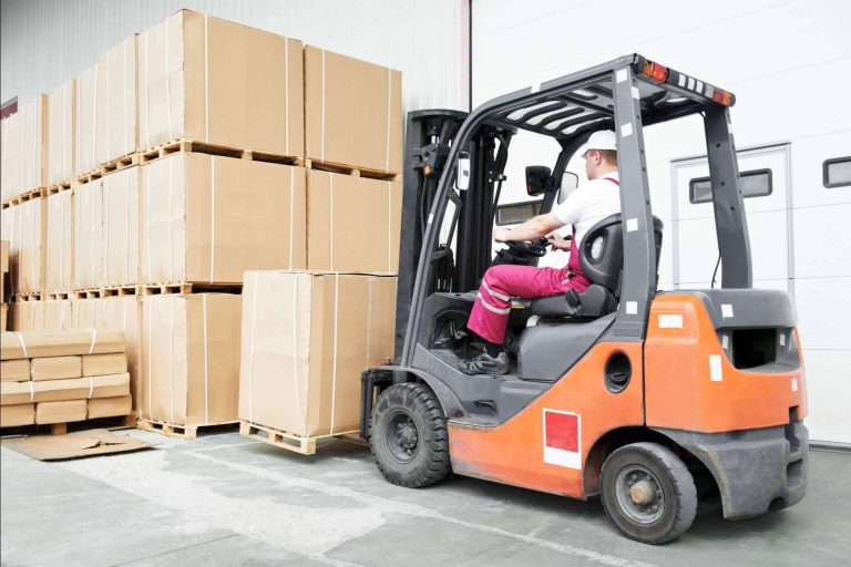 Los consejos de seguridad al usar una carretilla elevadora: Carretillas HP Elevación