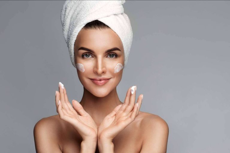 ¿Cómo adquirir la mejor cosmética de alta gama? por Farmacias Top