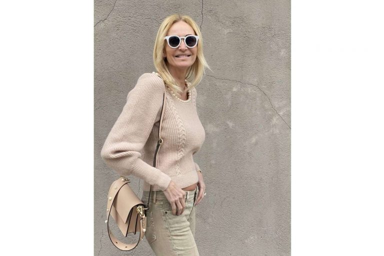 THANNAC ofrece múltiples opciones de seda para vestir con elegancia y estilo