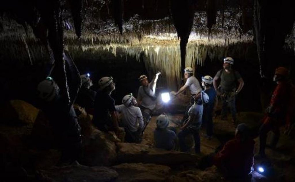 El Gran Descubrimiento De Las Cuevas De Nerja