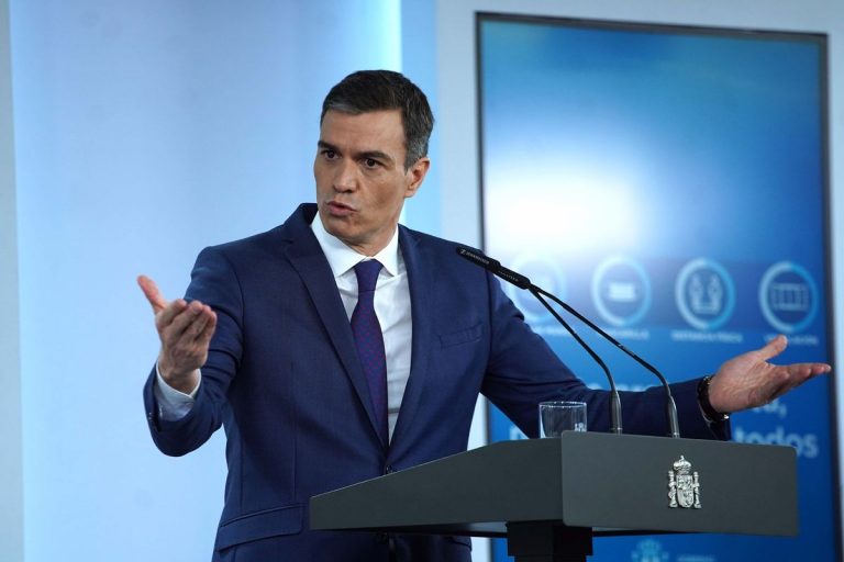 La Diputación Permanente del Congreso decide hoy si comparecen Sánchez y diez ministros