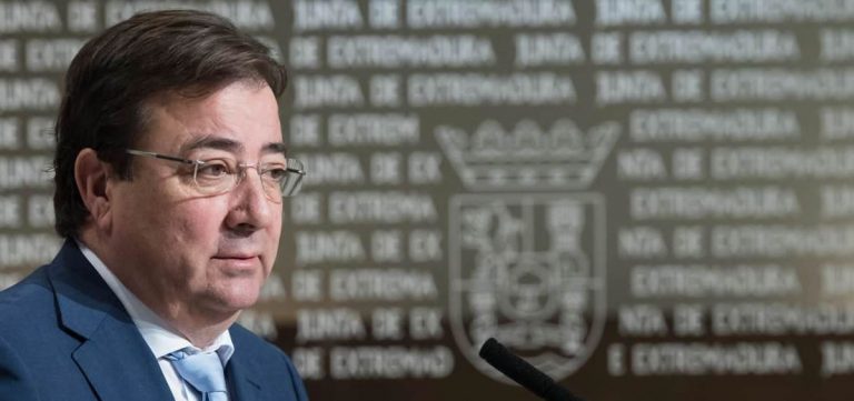 Vara: Exigir certificado Covid sin toda la población vacunada es «matar moscas a cañonazos»