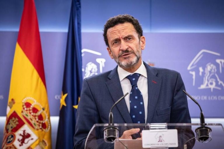 Cs ve bien que se favorezca a las docentes mujeres en la Ley de Universidades