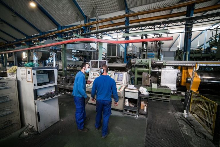 Los precios industriales de la eurozona aceleran su escalada hasta el 12,1% en julio