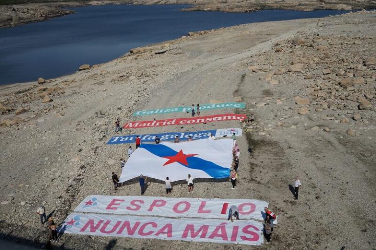BNG y PSdeG exigen a Feijóo que explique por qué «permitió» el vaciado de los embalses