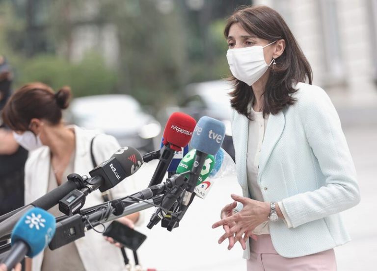 Llop defiende los indultos como una apuesta contra «el bloqueo y la crispación»