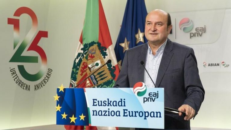 PNV cree que a la IA «se le atraganta la palabra condena» por su relación con el pasado