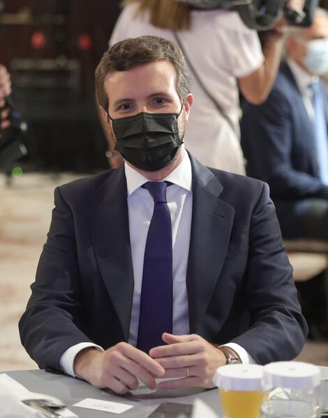 Casado percibe un cambio de ciclo en España y no descarta un adelanto electoral