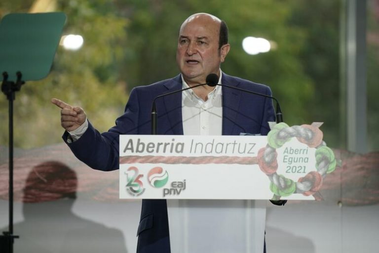 PNV ve «un desastre» el bloqueo del CGPJ