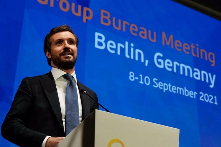 Casado pide a Sánchez que deje de «insultar» al PP con el CGPJ y escuche a Europa