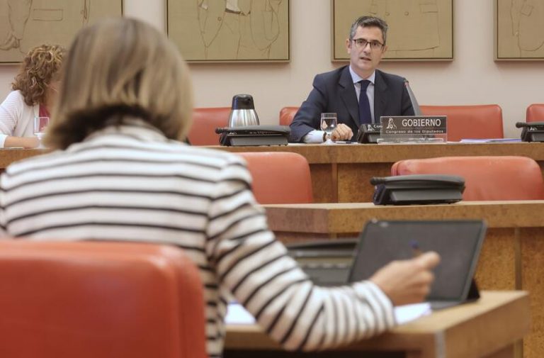 Bolaños avisa al PP de que están «haciendo daño al Poder Judicial» al bloquear el CGPJ