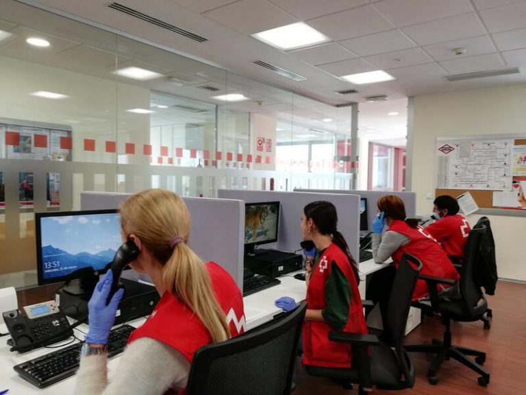 ‘Cruz Roja Te Escucha’ detecta un aumento de llamadas de conducta suicida desde el 2020