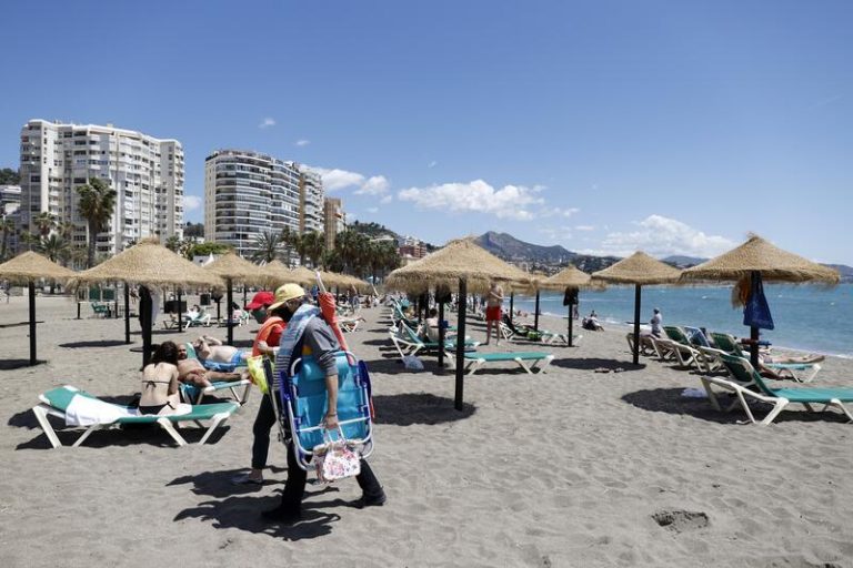 El fin de semana será cálido pero una borrasca dejará lluvias desde el lunes