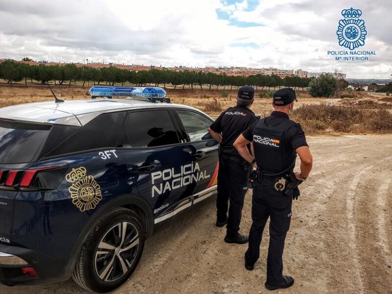 La Policía activa su teléfono de 24 horas de prevención del suicidio dentro de la plantilla de agentes