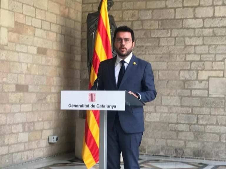 Aragonès deja a Junts fuera de la mesa de diálogo hasta que renueven su propuesta