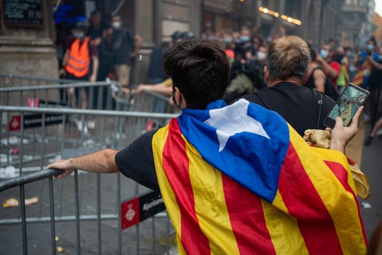 PP y Cs reclaman a Marlaska explicaciones por la «falta de órdenes» ante los altercados en la Diada