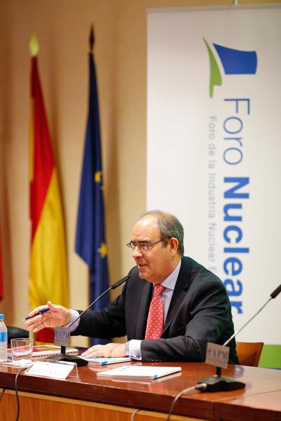 El Foro Nuclear rechaza las medidas del Gobierno para bajar la luz