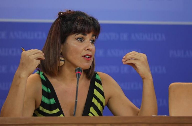 Teresa Rodríguez ve «eludir responsabilidad» de Junta al subrayar que incendio de Sierra Bermeja es provocado