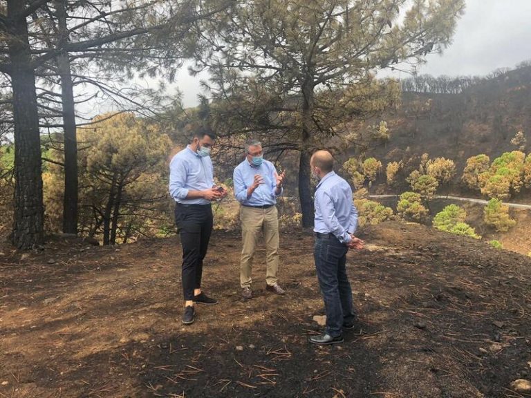 Presidente Málaga: Técnicos ya valoran daños en su visita a Sierra Bermeja