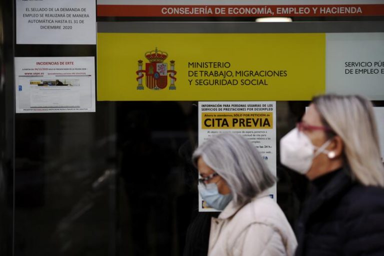Los funcionarios de la AGE sólo podrán teletrabajar un día a la semana desde octubre