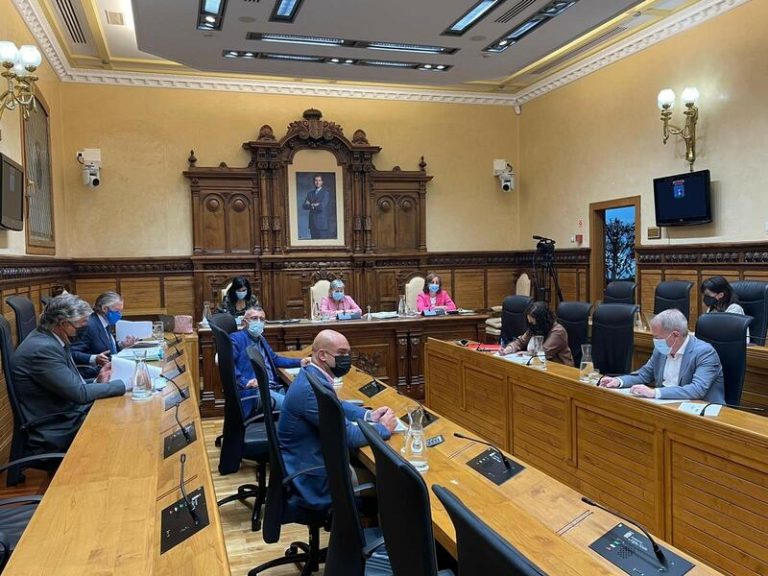 El Ayuntamiento de Gijón instará al Gobierno a tipificar las corridas de toros como maltrato animal