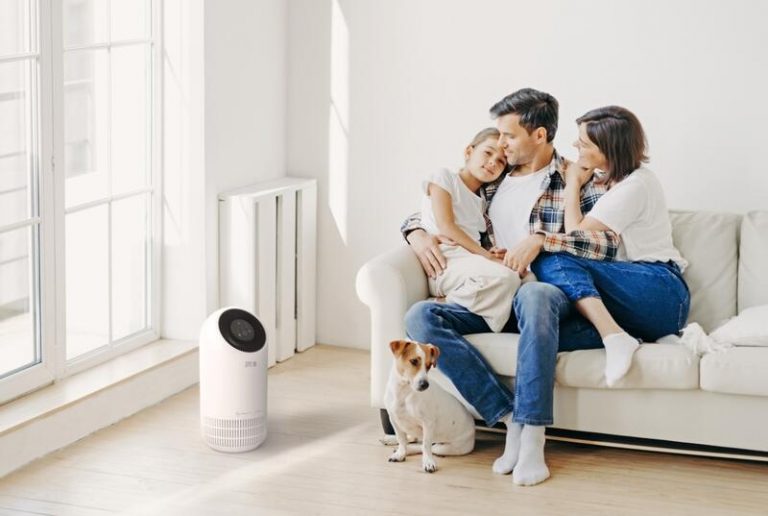 Los purificadores de SPC emplean luz ultravioleta o un ionizador para limpiar el aire