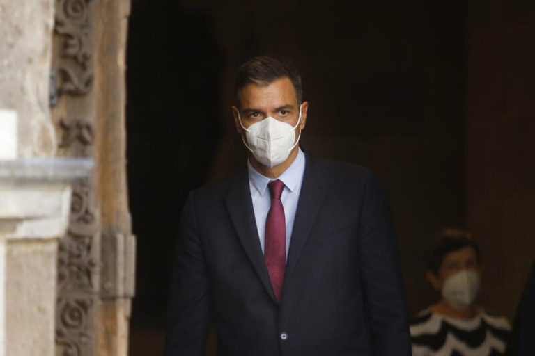 Sánchez constata posiciones «radicalmente» alejadas con Aragonés